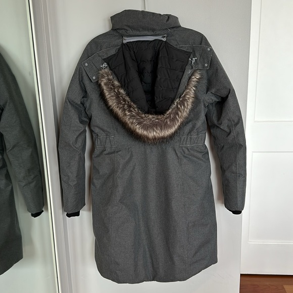 The North Face Arctic Parka - Picture 4 of 6